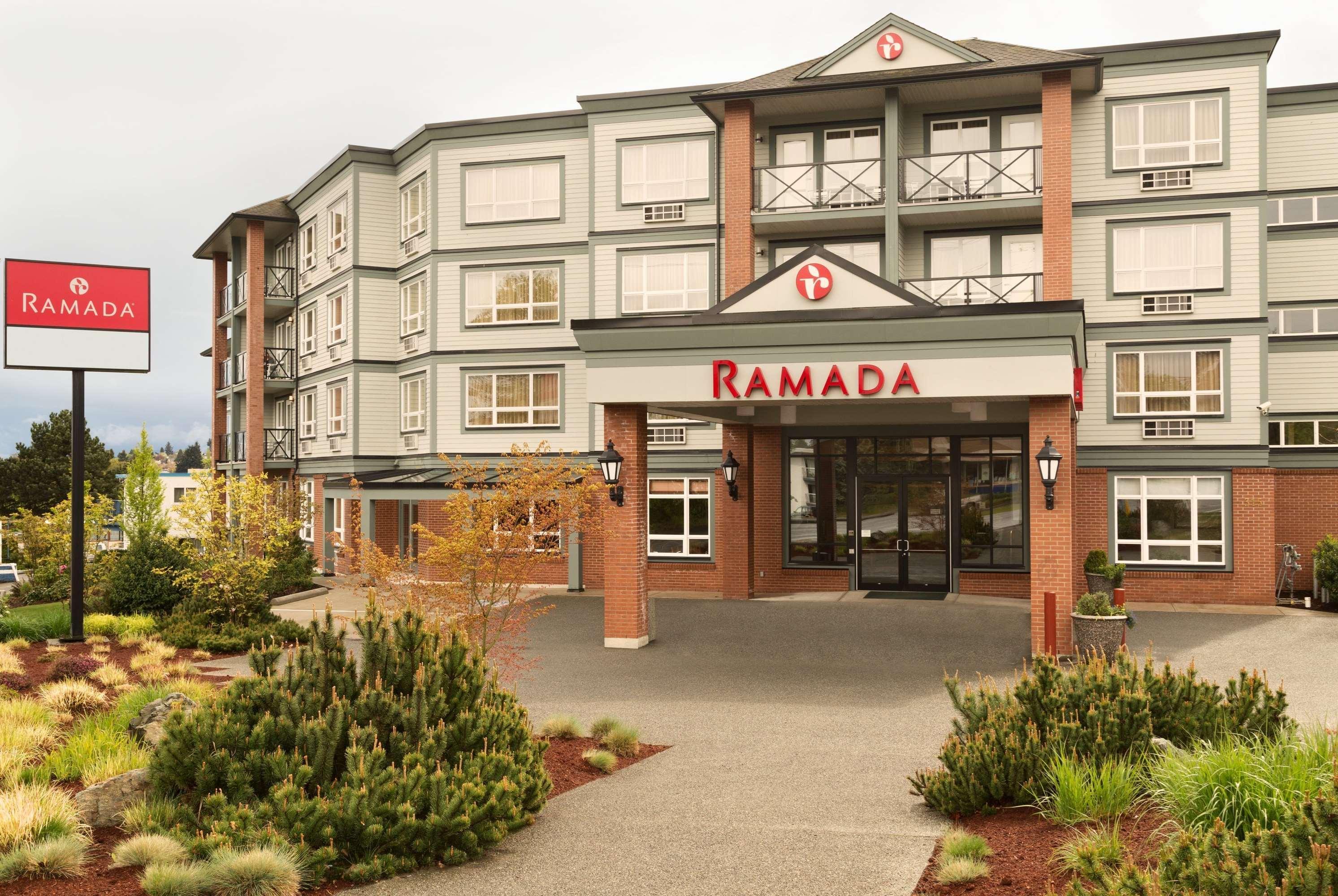 Ramada By Wyndham Nanaimo Hotel Exterior foto